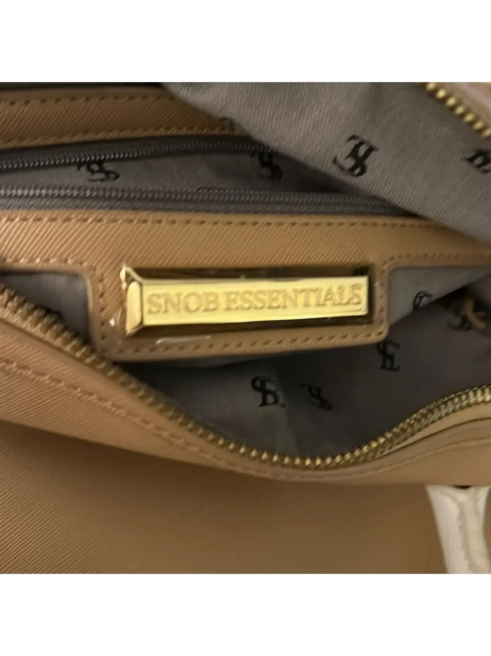 Snob Essentials elegant tan